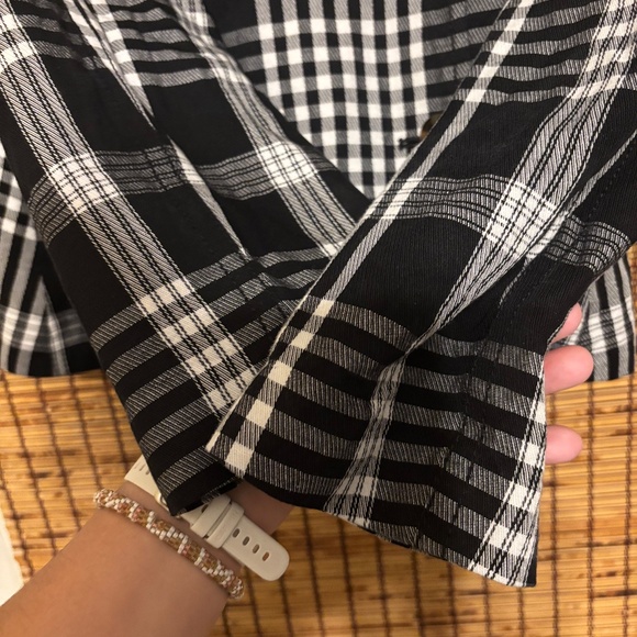 Ann Taylor Women’s Black and White Blazer Size Small - Picture 10 of 13